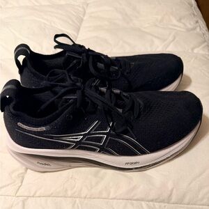 Asics Gel Nimbus 25 Black and White Athletic Shoes